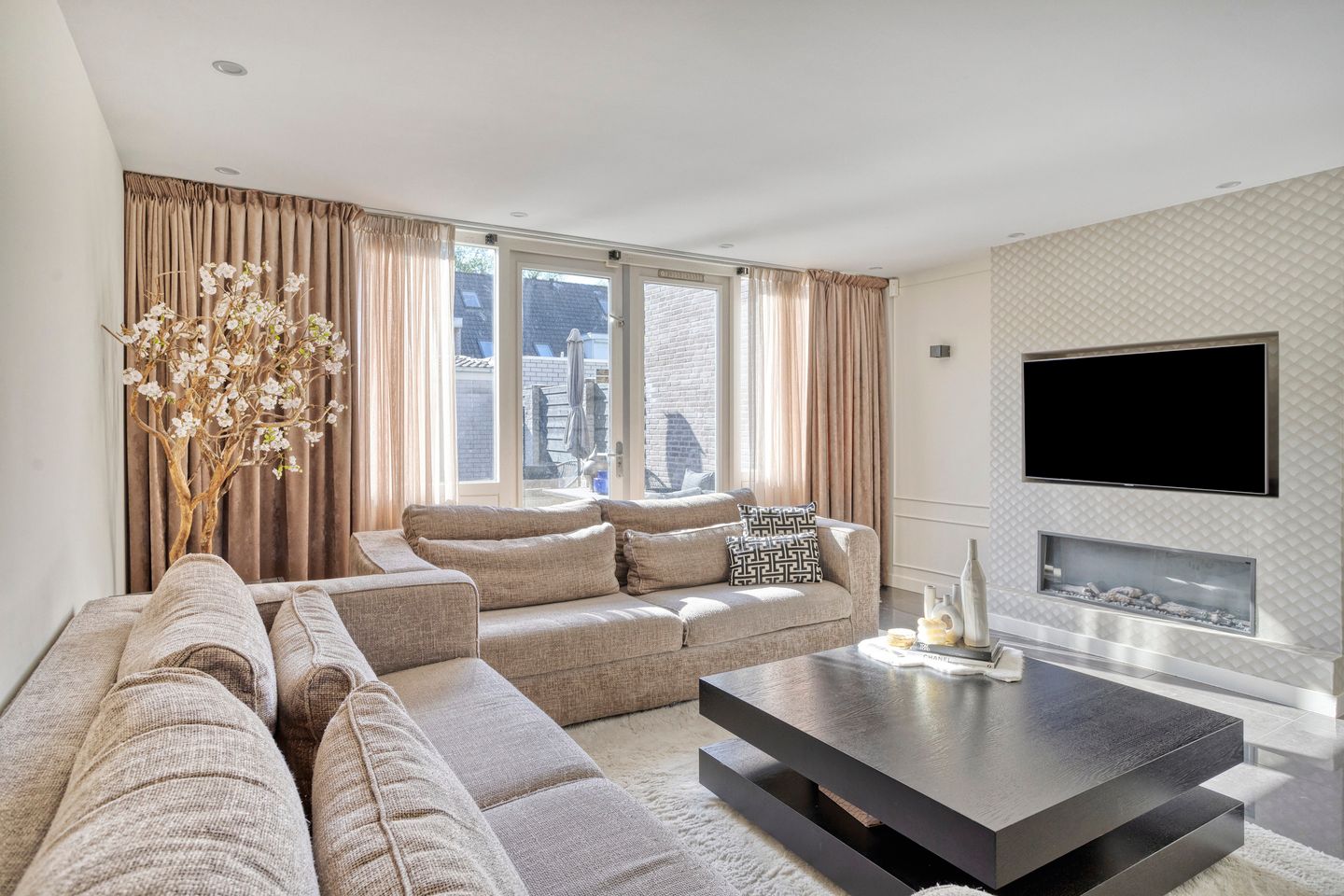 Foto 10 van Bellinistraat 58