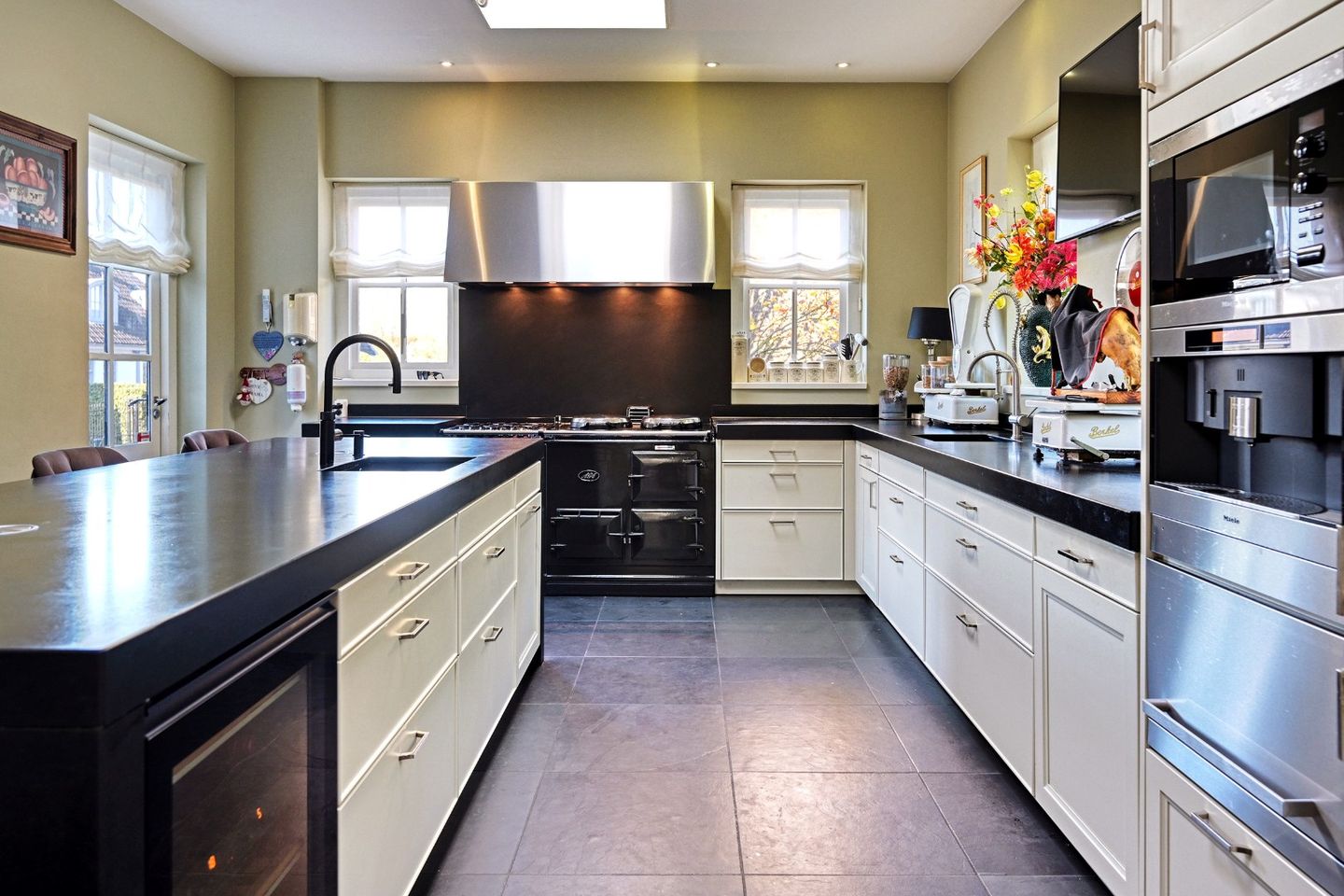 Photo 10 of Oostmadeweg 7-A