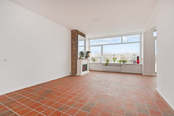 Photo 3 of Loosduinse Hoofdstraat 143