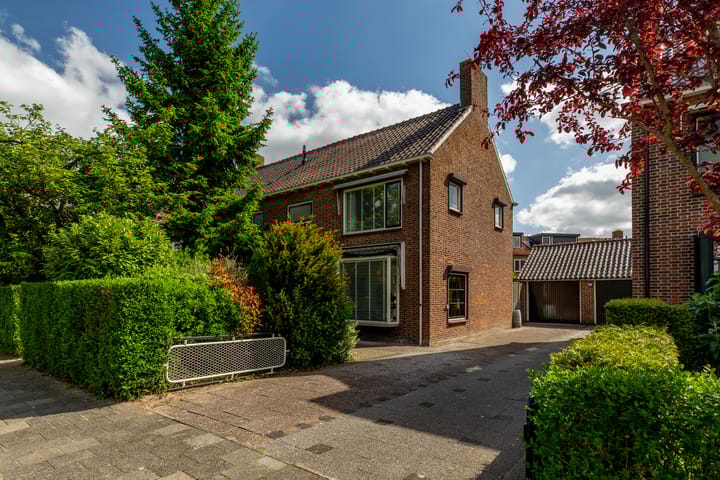 Foto 1 van 2e Barendrechtseweg 205