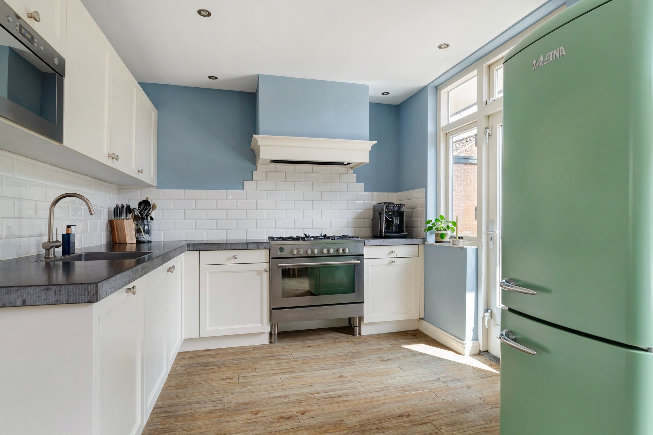 Foto 18 van 2e Barendrechtseweg 205