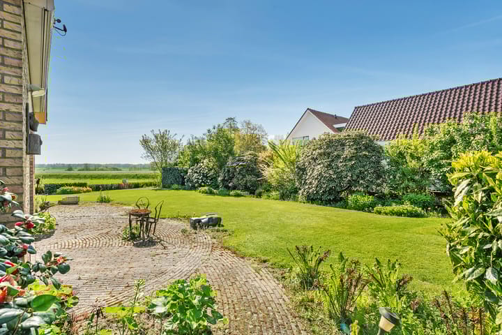 Photo 56 of v.Wassenaar v.Obdamstr. 3