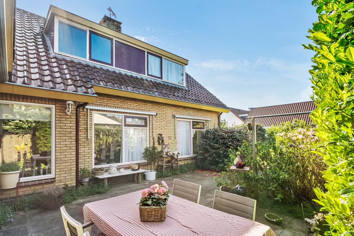 Photo 54 of v.Wassenaar v.Obdamstr. 3