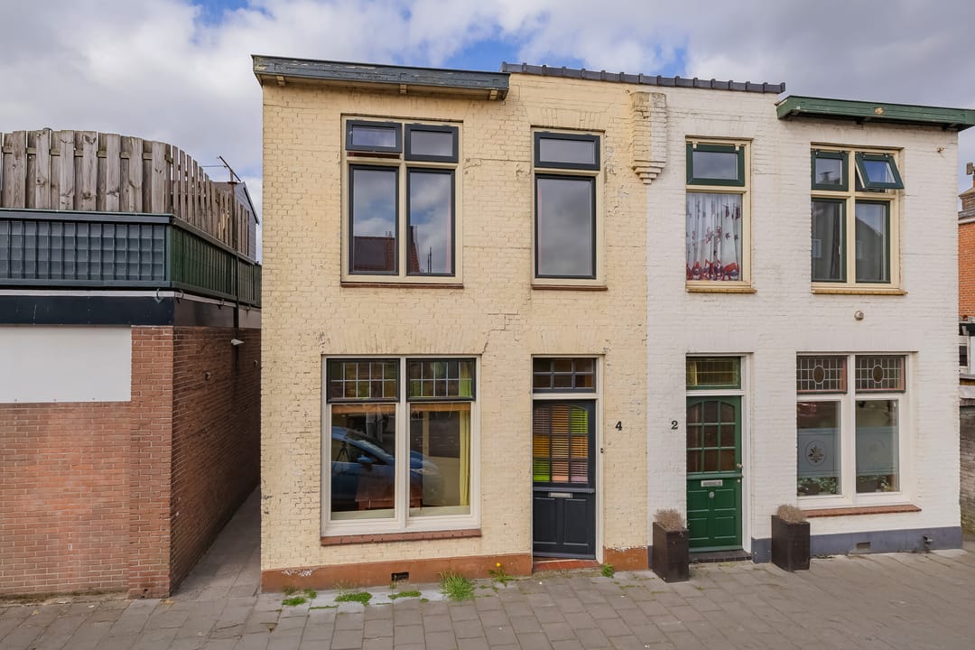 Foto 1 van Van Leeuwenstraat 4