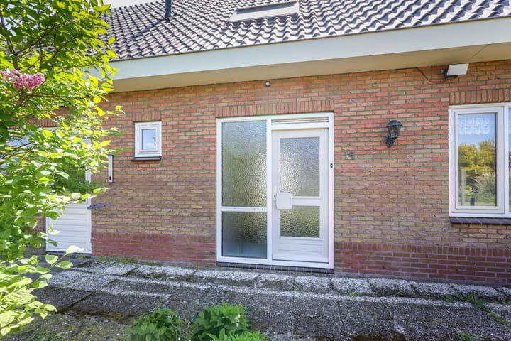 Foto 6 van Middelweg 14