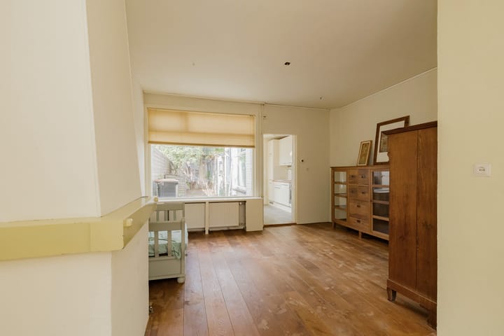 Foto 11 van Van Leeuwenstraat 4