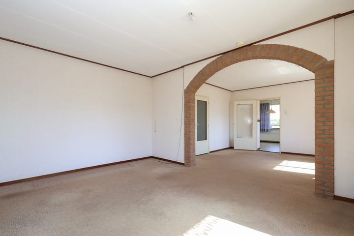 Foto 11 van Middelweg 14