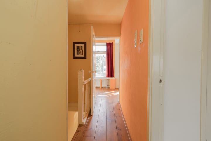 Foto 16 van Van Leeuwenstraat 4