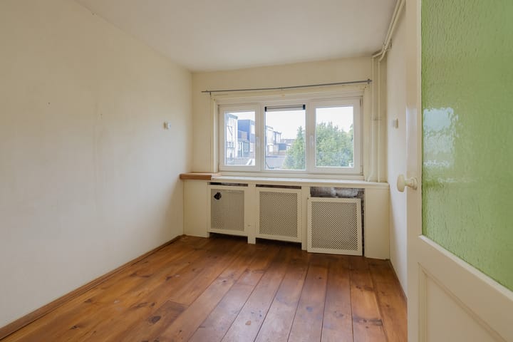 Foto 23 van Van Leeuwenstraat 4