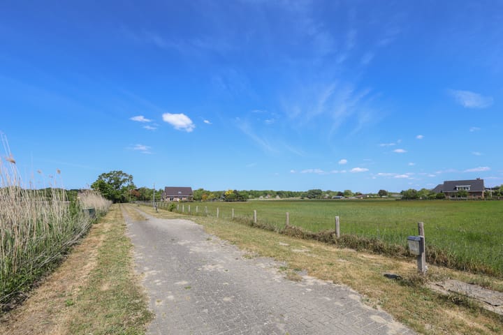 Foto 41 van Middelweg 14