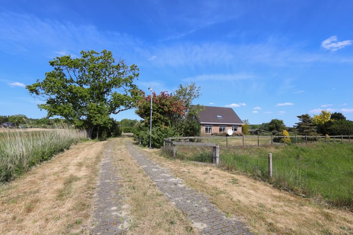 Foto 42 van Middelweg 14