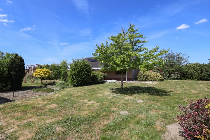 Foto 47 van Middelweg 14