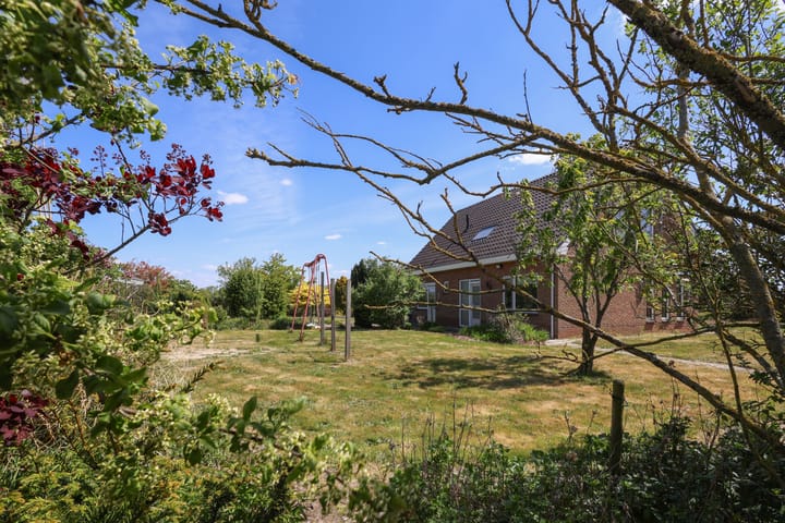 Foto 51 van Middelweg 14