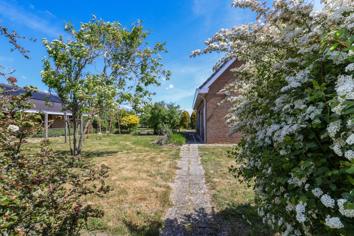 Foto 53 van Middelweg 14