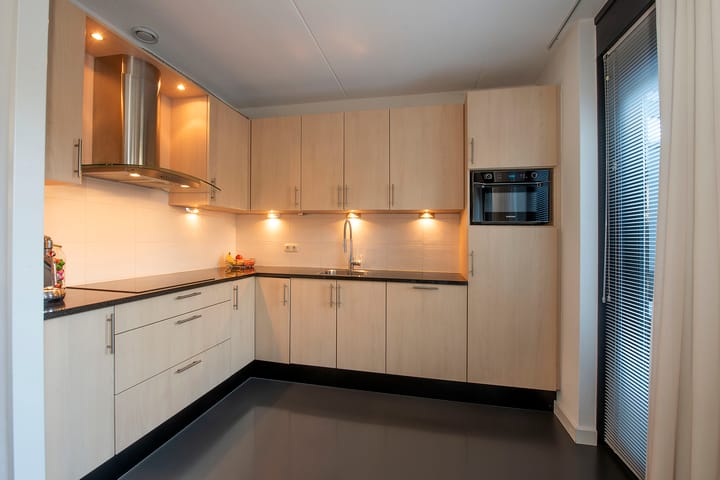 Foto 16 van Kokerjuffer 15