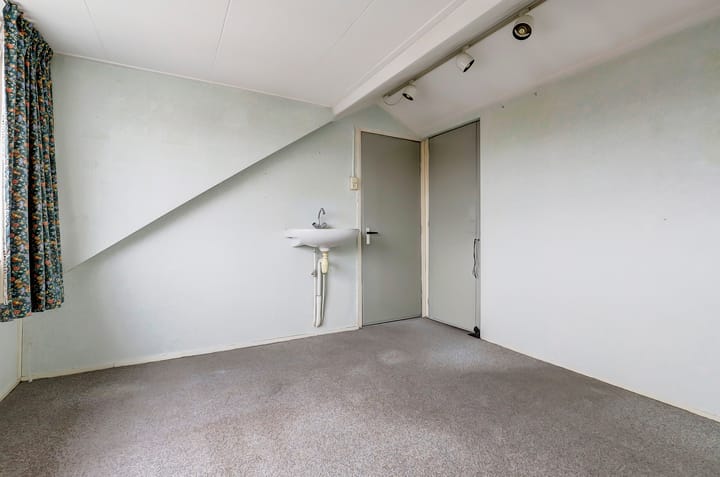 Foto 23 van Van Eedenstraat 11