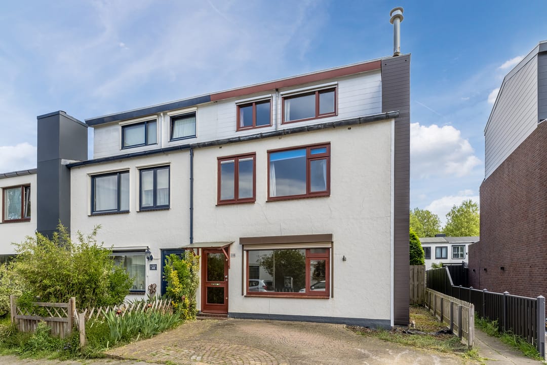 Photo 2 of Borneostraat 106