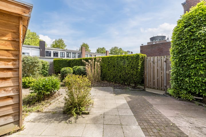 Photo 4 of Borneostraat 106