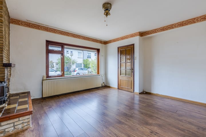 Photo 6 of Borneostraat 106