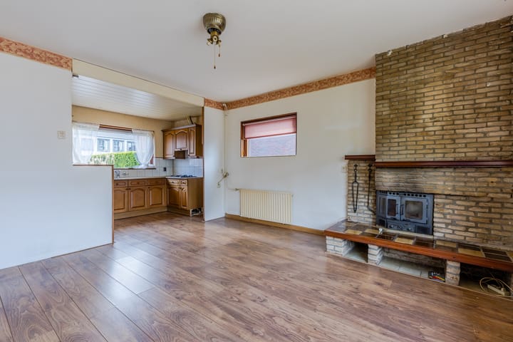 Photo 8 of Borneostraat 106