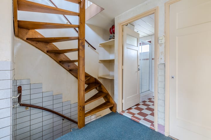 Photo 12 of Borneostraat 106