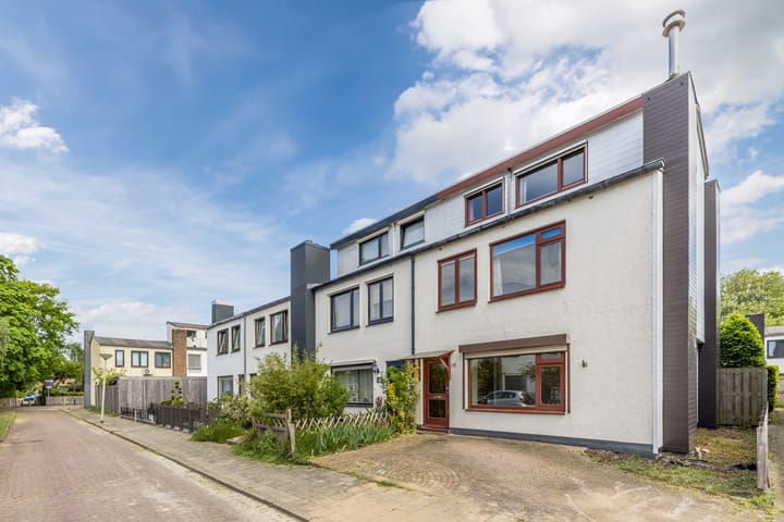 Photo 22 of Borneostraat 106