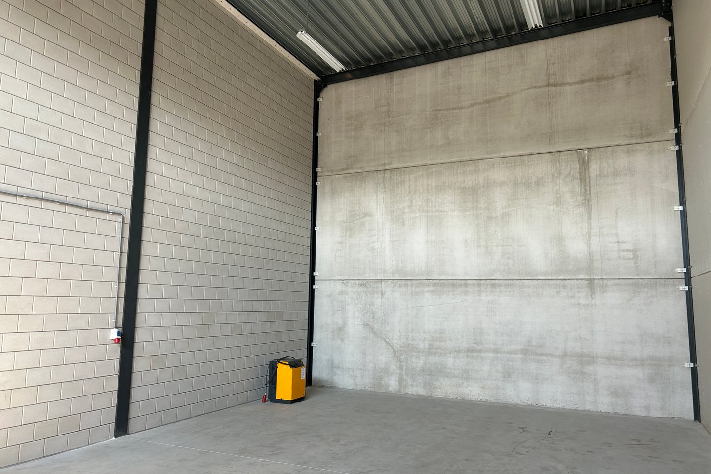Bekijk foto 4 van Industrieweg 12-g