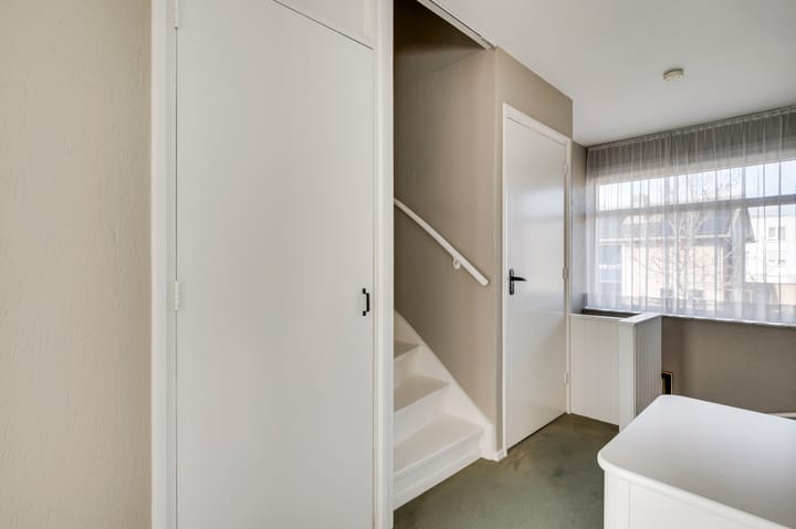 Photo 21 of Burgemeester Joostenlaan 9