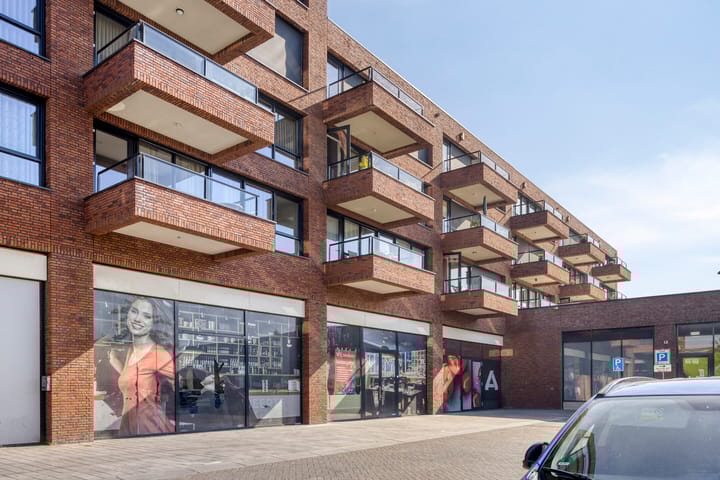 Foto 1 van Raadhuisplein 80-B