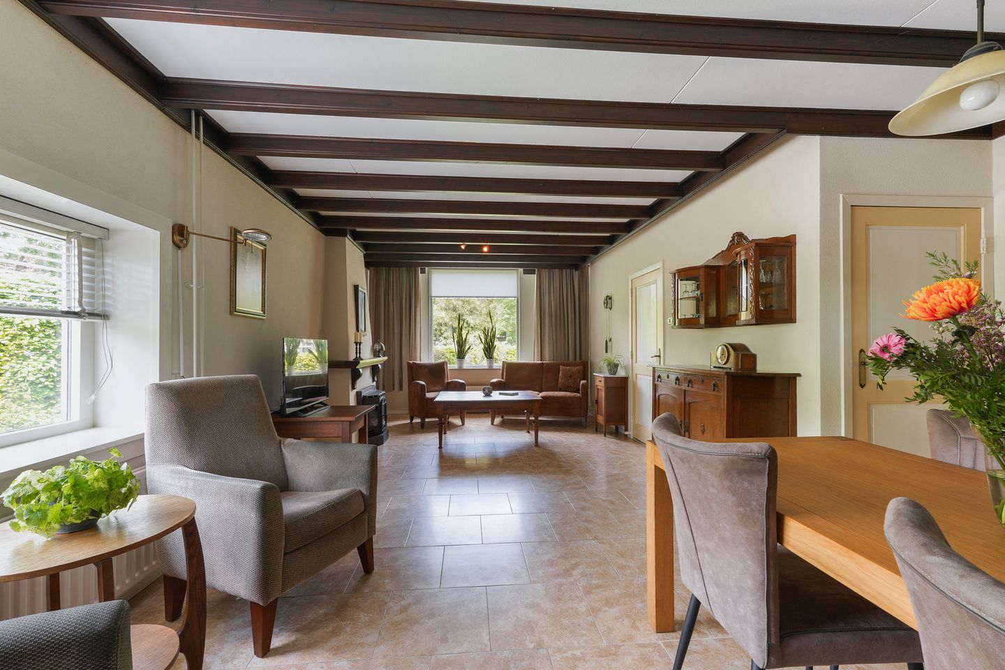 Foto 5 van Parallelweg 3