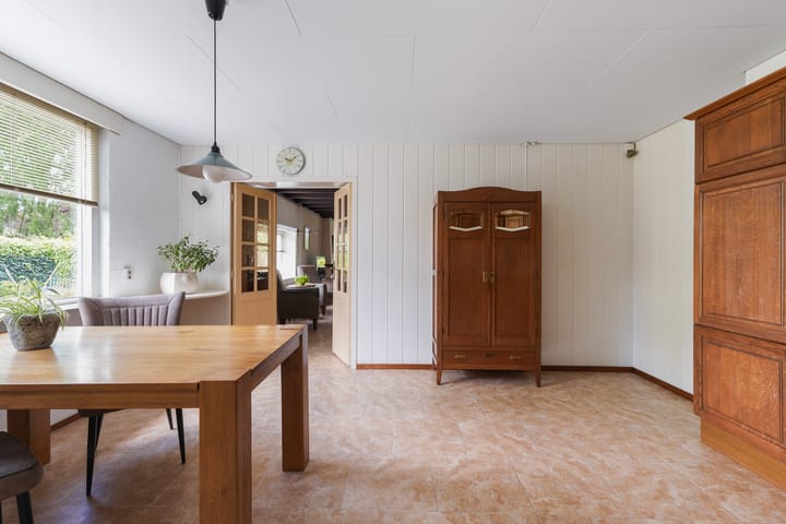 Foto 10 van Parallelweg 3