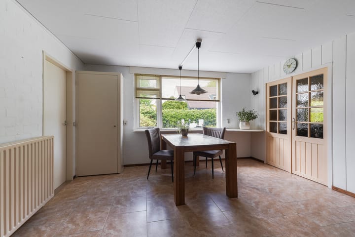 Foto 12 van Parallelweg 3