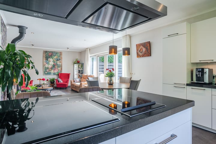 Foto 15 van Middachtenstraat 27