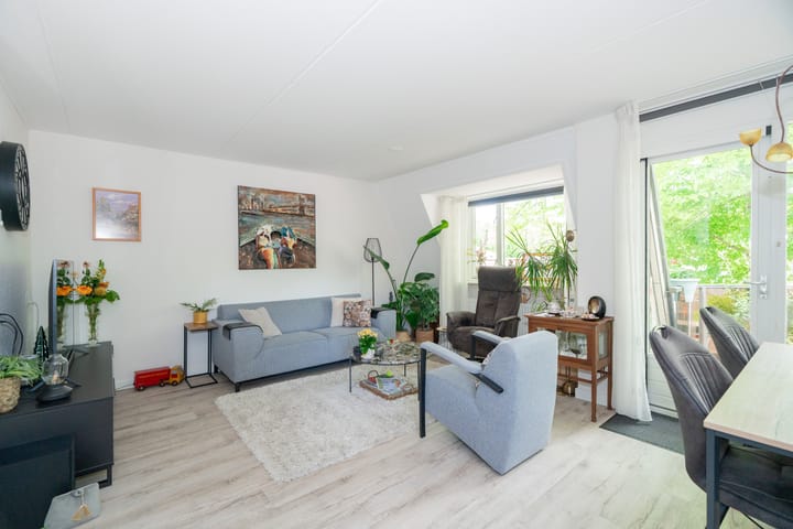 Photo 10 of Willem Tellstraat 36