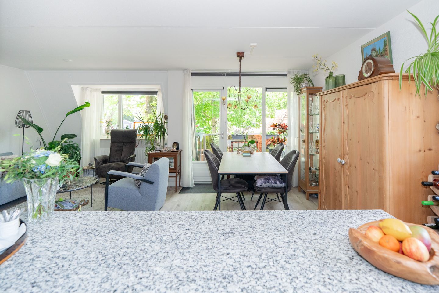 Photo 14 of Willem Tellstraat 36