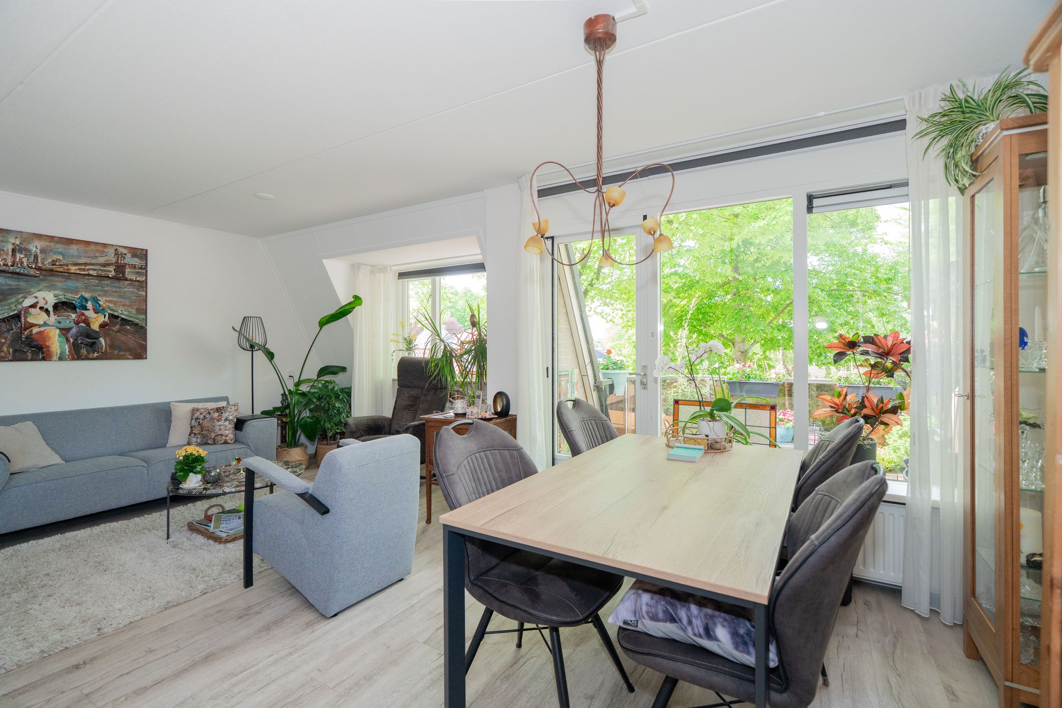 Photo 12 of Willem Tellstraat 36