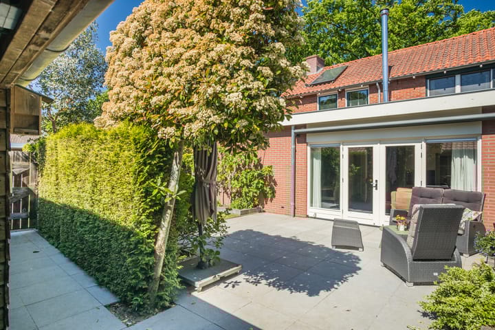 Foto 42 van Middachtenstraat 27