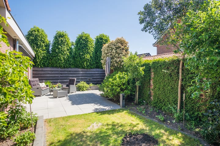 Foto 48 van Middachtenstraat 27