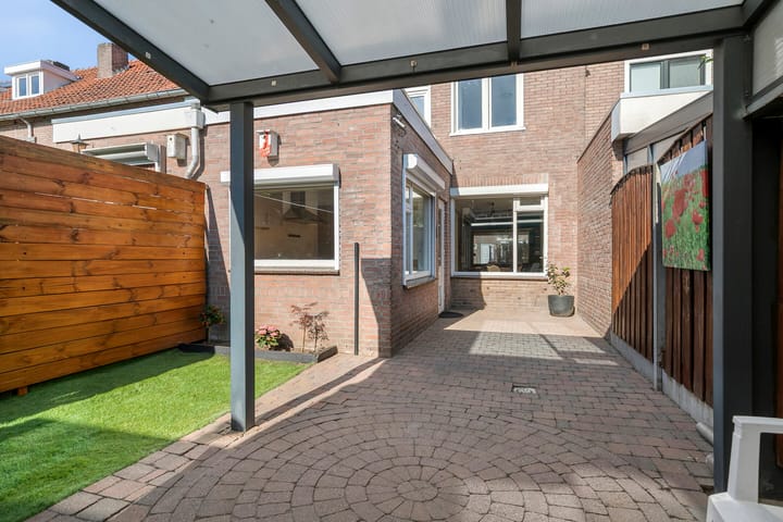 Foto 26 van Steenbergenstraat 17