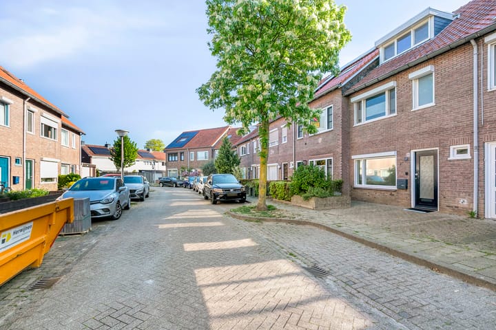 Foto 28 van Steenbergenstraat 17