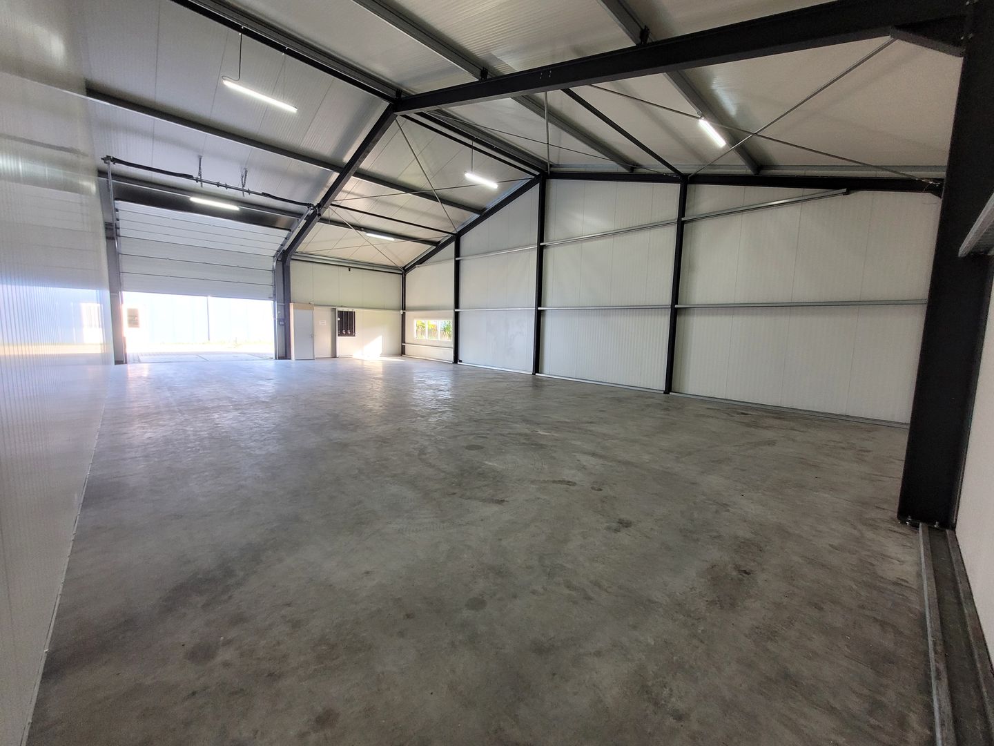 Bekijk foto 3 van Eigen Haard 63-B