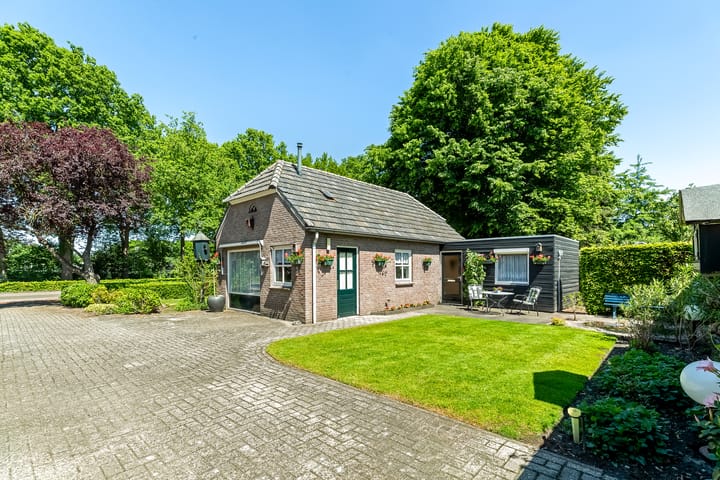 Photo 6 of Lodderdijk 13