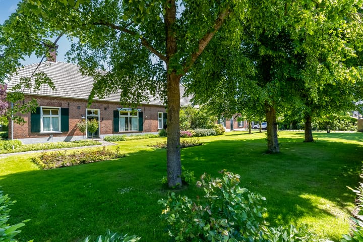 Photo 43 of Lodderdijk 13
