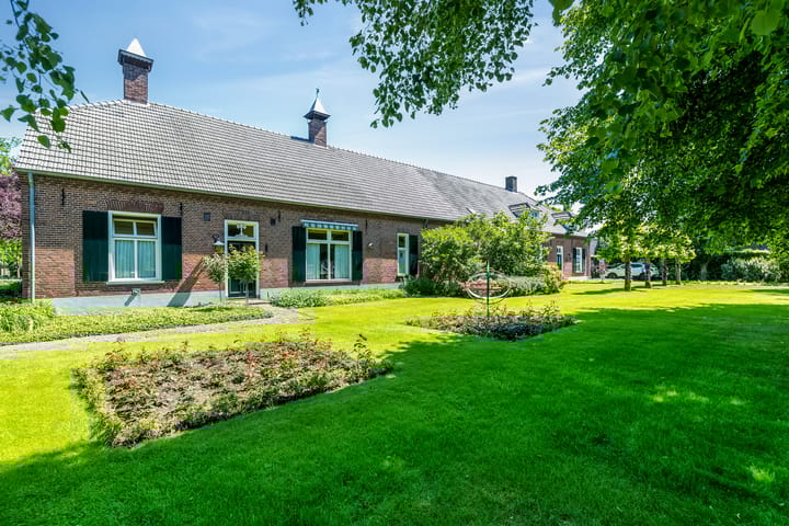 Photo 46 of Lodderdijk 13