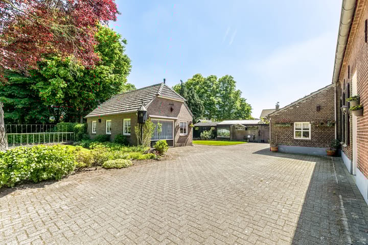 Photo 49 of Lodderdijk 13