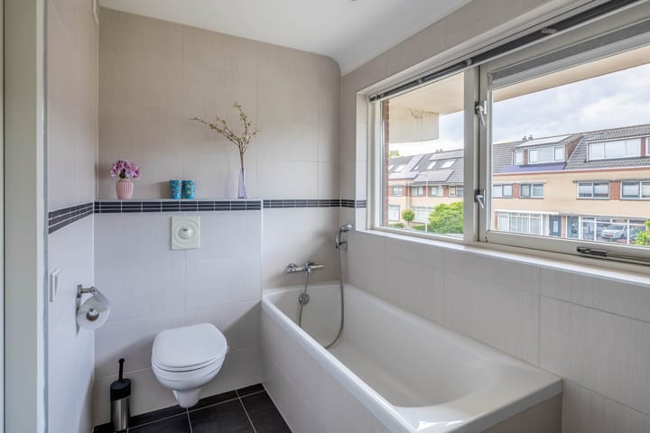 Foto 44 van Brahmsstraat 56