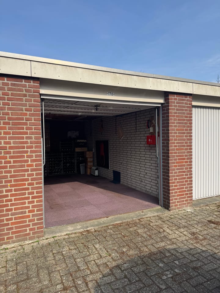 Foto 1 van Garagebox Alkenoord 176