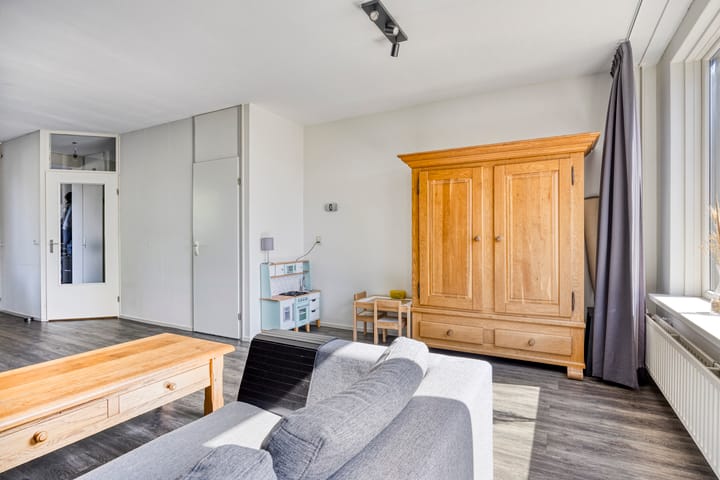 Foto 11 van Pierre Monteuxstraat 56