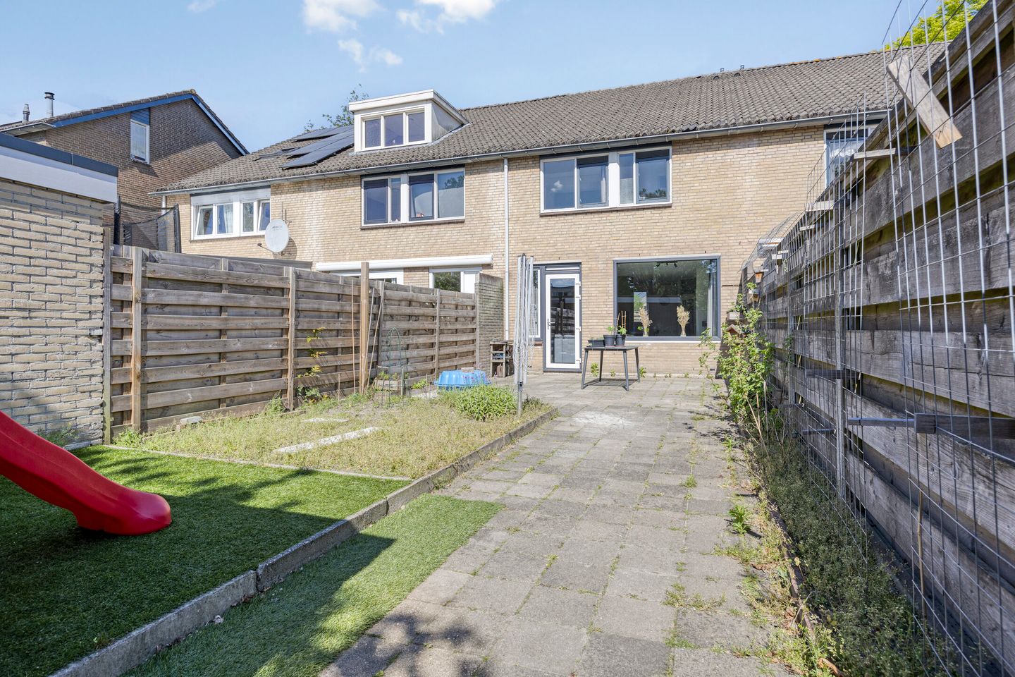 Foto 29 van Pierre Monteuxstraat 56