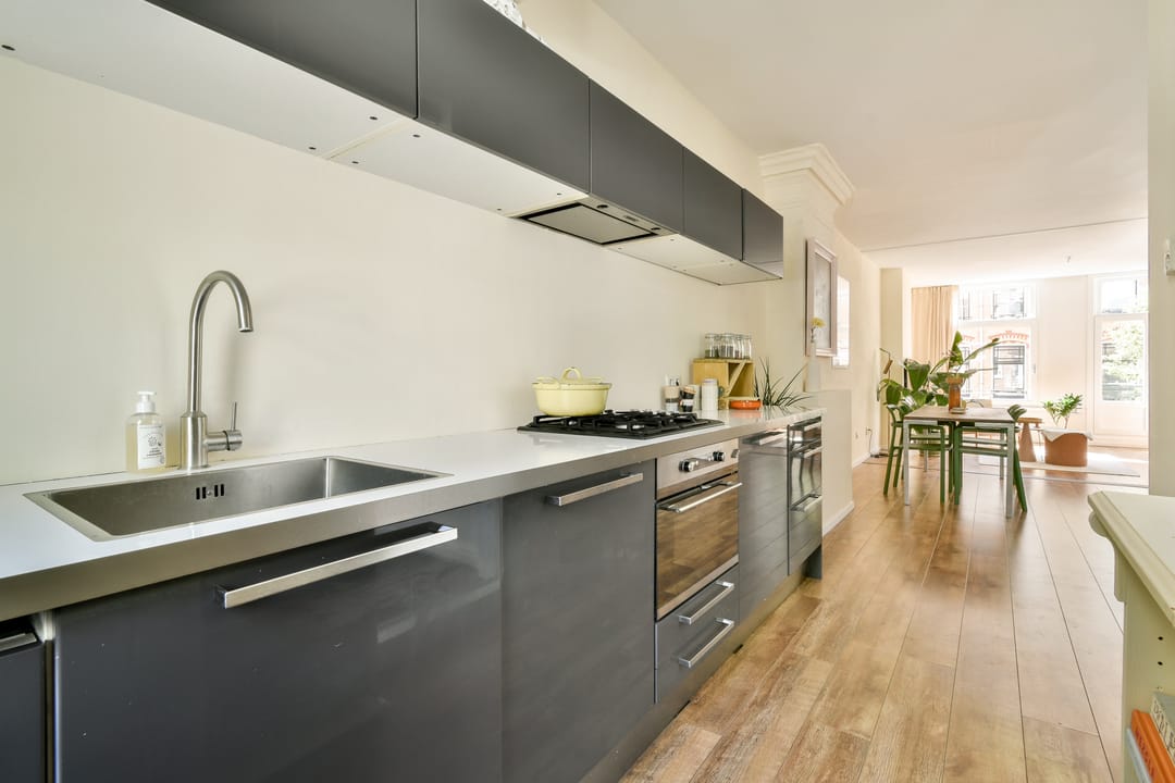 Foto 11 van Van Boetzelaerstraat 42-1